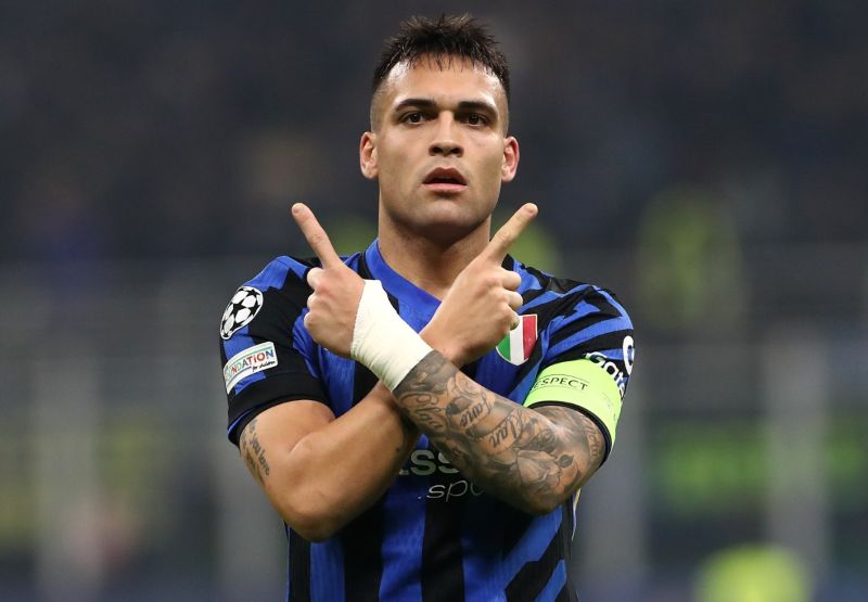 Lautaro Martínez là sát thủ hàng đầu của bóng đá Argentina