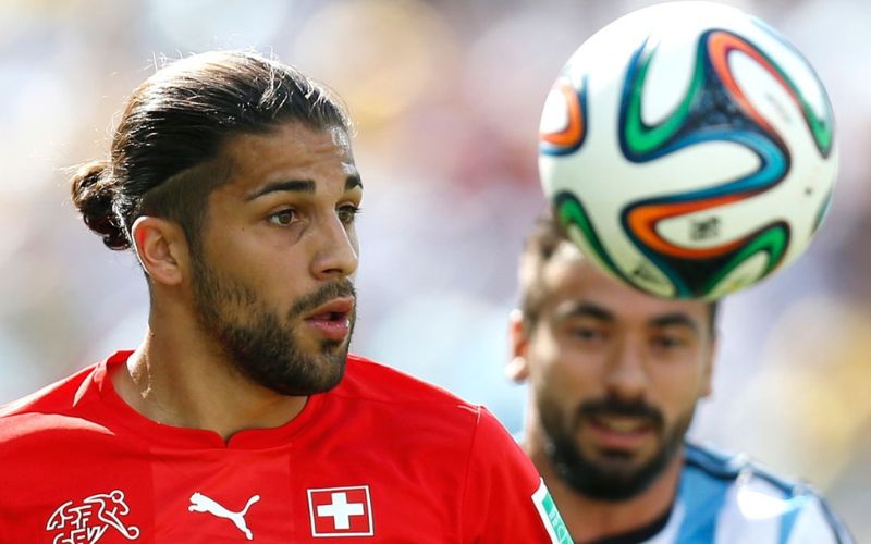 Anh mang lại sự chắc chắn cho hành lang trái của Ac-Milan.